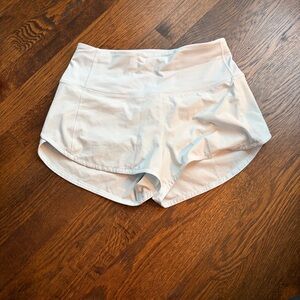 Lululemon hotty hot 2.5” short light blue 4